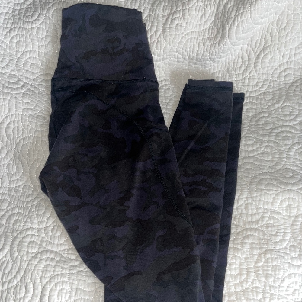 Camo leggings
